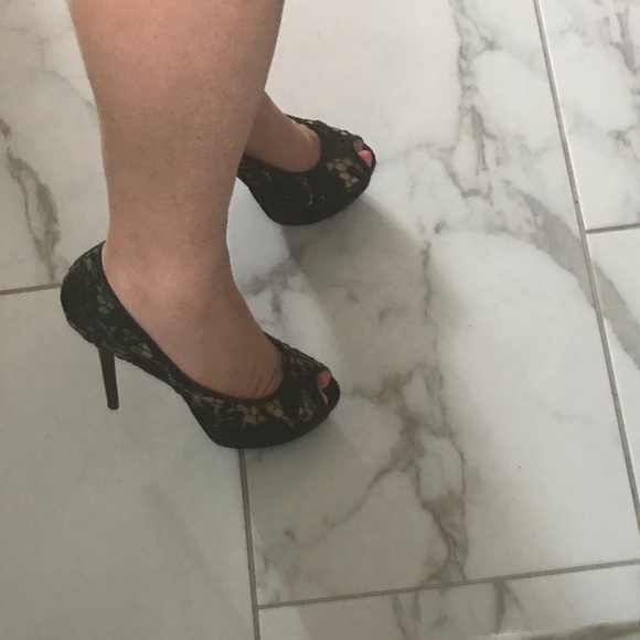 Black Lace Illusion Platform - Picture 5 of 8